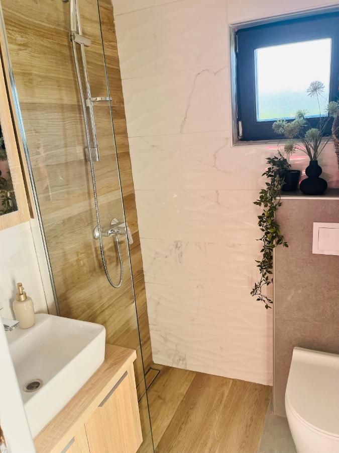 Ðurđevac Kuca Za Odmor Malia Sa Spa Hot Tub Jacuzzijem - Nice And Cozy - Free Tickets To All City Attractions מראה חיצוני תמונה